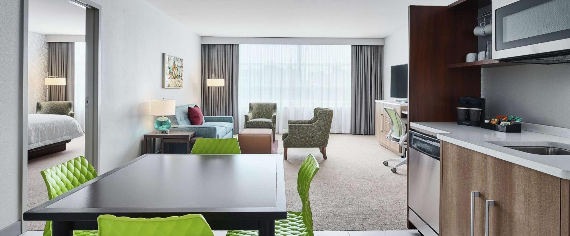 Home2 Suites By Hilton Chicago Mccormick Place Exterior foto